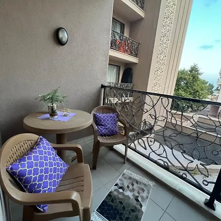 A206 In Royal Apartmán